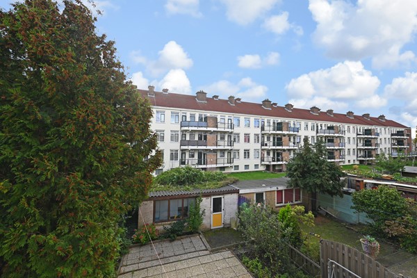 Medium property photo - Vier Heemskinderenstraat 186, 2531 CH Den Haag